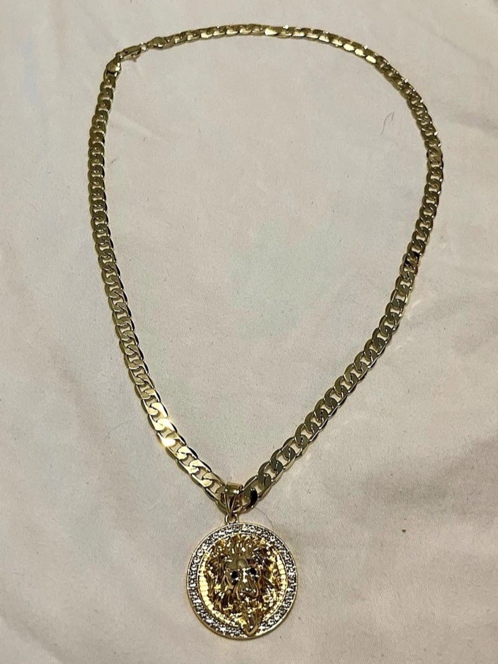 18K gold filled 7mm 24” Cuban Link Chain with lion pendant surrounded with cryst